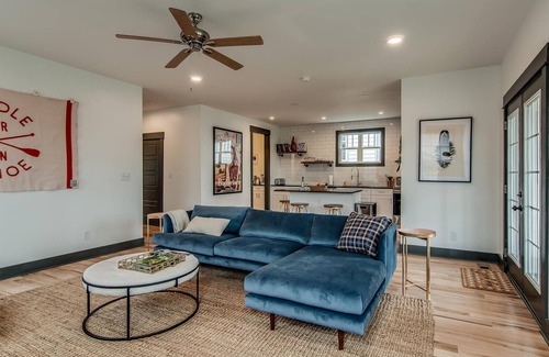 McFerrin Park House | The Sage Estate - Only 6 Minutes from Downtown
