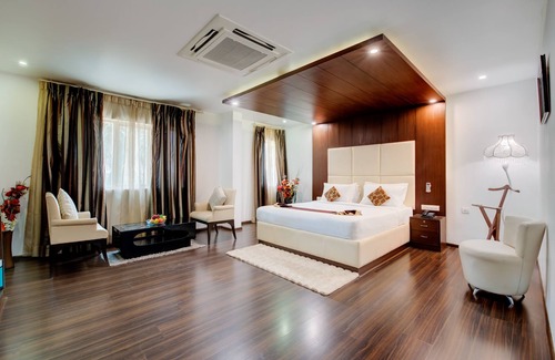 Narasapura Hotel | The Sai Leela Hotel Bangalore