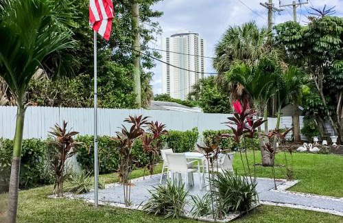 Singer Island Apartment | The Sailor's Perch, Unit 2