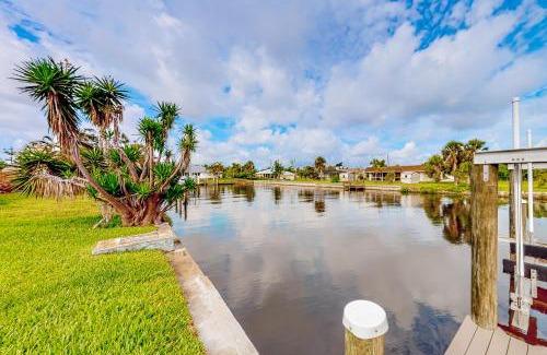 Gulf Cove House | The Salty Dog