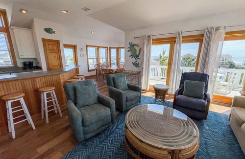 Carolina Dunes House | The Salty Lab - Beautiful Ocean & Sound views in this 5 BR "Dog Friendly" home!