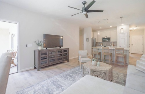 Cottonwood House | "The Sanctuary at Downtown Cottonwood"