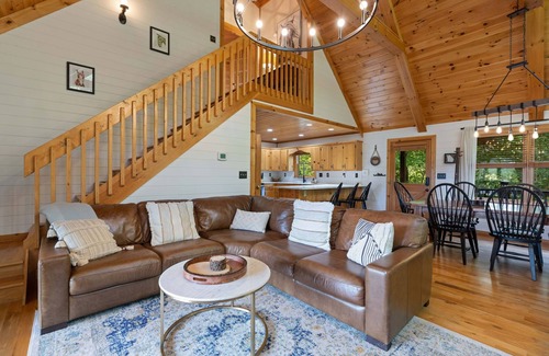 Foxfire Estates Cabin | The Sanctuary in Blue- Long Range Mountain Views