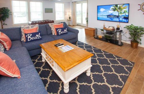 Sandbridge Apartment | The Sanctuary - Summer Breeze A114
