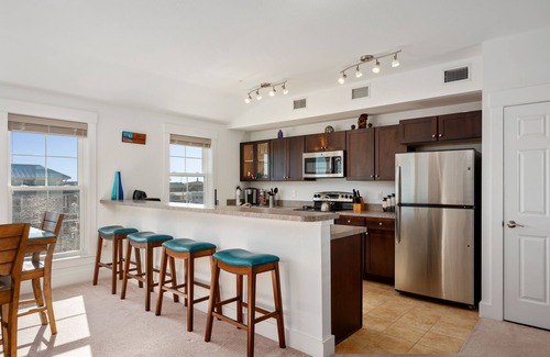 Kill Devil Hills Condo | The Sand Dollar: Oceanfront Condo, Community Pool, Great Ocean Views!