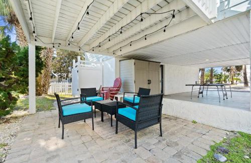 St. Augustine House | The Sand Euro - 4BR, 3Full & 1Half BA in Historic Summer Haven near beaches and Matanzas Inlet