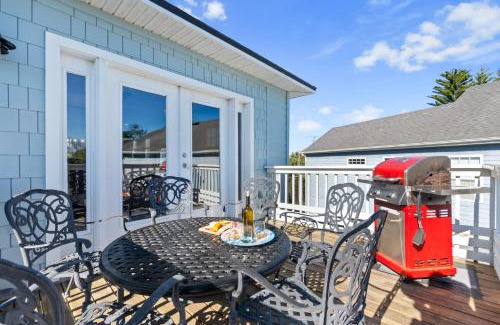 St. Augustine House | The Sand Euro - 4BR, 3Full & 1Half BA in Historic Summer Haven near beaches and Matanzas Inlet
