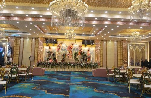 Bandhwari Hotel | The Sandalwood By La Carnation I Faridabad-Gurgaon road