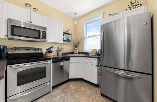 Cherry Valley House | The Sandpiper - 93 Butternut