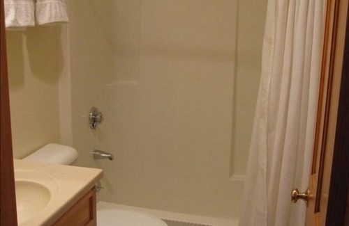Siasconset Cottage | The Sconset Chateau The Sconset Chateau