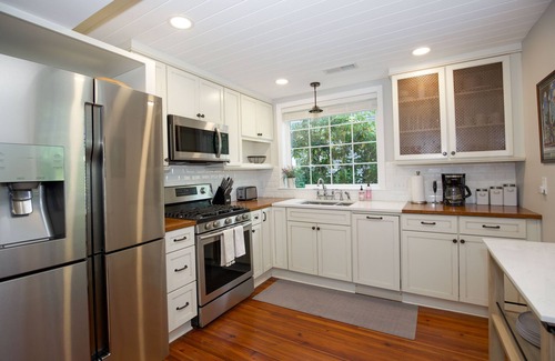 Old Town House | The Scotsman Cottage - Half a mile to Downtown Shops & Restaurants