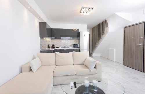 Polichrono Apartment | The sea view