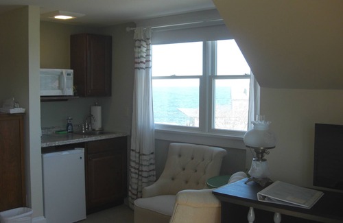 Rockport Bed & Breakfast | The Seafarer Inn