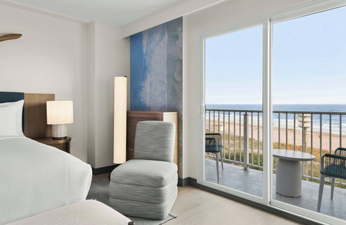 Atlantic City Hotel | The Seahaus Hotel, Atlantic City Boardwalk, a Tribute Portfolio Hotel