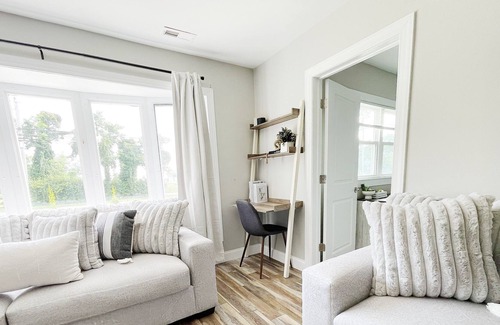 Somers Point House | the seaside retreat / brand new, 5 minutes from the beach