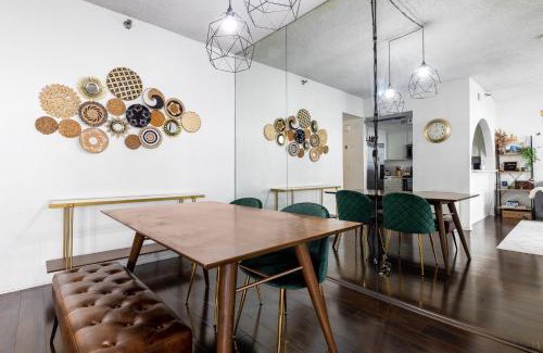 West Gateway Apartment | The Seaside Siesta