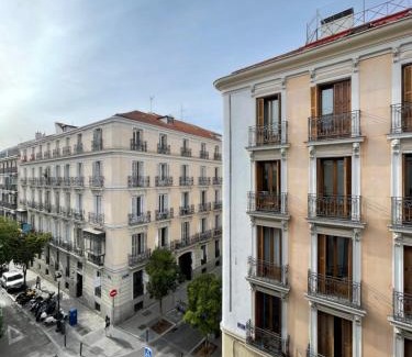 Chueca Apartment | The SECRET PALACE