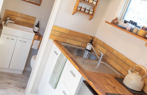 New Plymouth House | The Secret Studio, Outdoor Bath & Pizza Oven