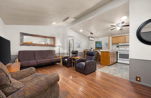 Kernville House | The Sequoia House