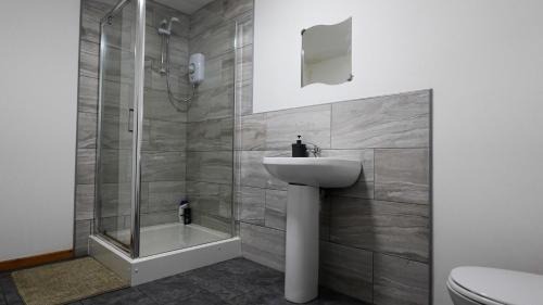 Old Trafford Apartment | The Serenity Apartment