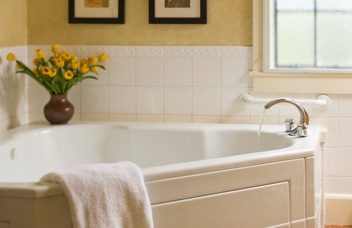 White Mills Hotel | The Settlers Inn