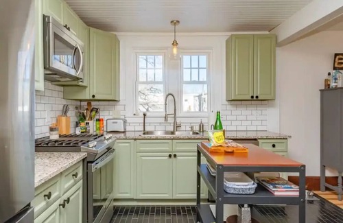 Livingston Manor House | The Shandelee Brook House in Livingston Manor. Pet Friendly!nn