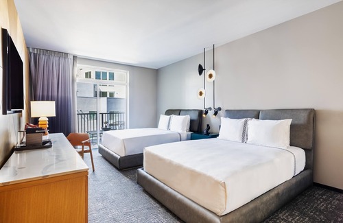 Lucerne - Higuera Hotel | The Shay Hotel