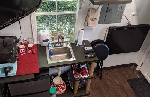 Lupton City House | The Shed with a Bed (Close to Chattanooga Airport)