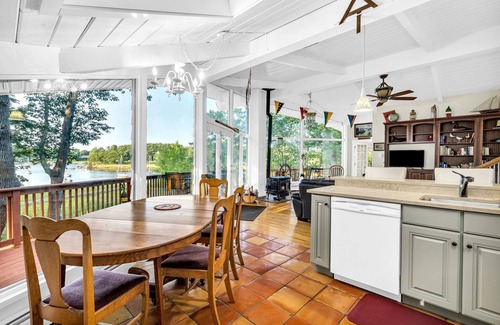 Biddeford House | The Ship House on the Saco River with Hot Tub