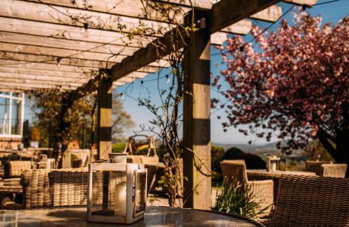 Hurst Green Hotel | The Shireburn Arms