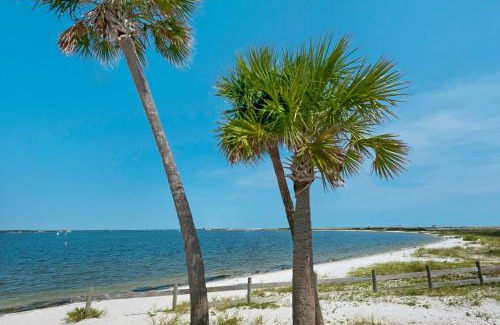 Navarre Beach House | The Shore House by Gulf Coast Getaways