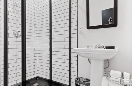 Dunlap Apartment | The Silver Eagle - The Cash