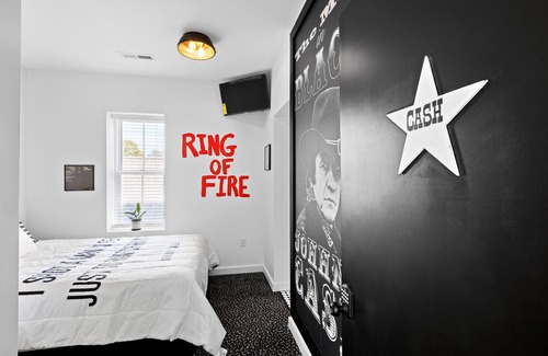 Dunlap Apartment | The Silver Eagle - The Cash