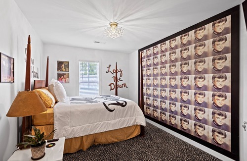 Dunlap Apartment | The Silver Eagle - The Conway
