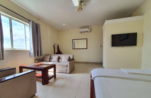 Thu Duc Hotel | The Six Hotel - Hoang Long Son 3