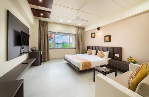 Nathdwara Hotel | The Sky Imperial- Hotel Gopal Darshan