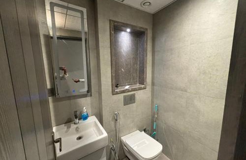 Noida Apartment | The Sky Stay