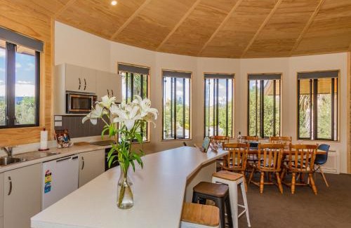 Ohakune House | The Snowglobe - Ohakune Modern Yurt Style Chalet