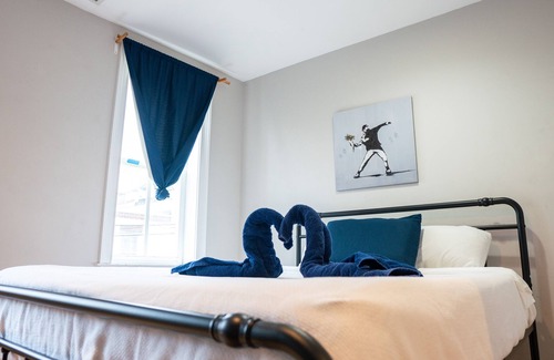Southwark House | The Society Hill Wine Lover