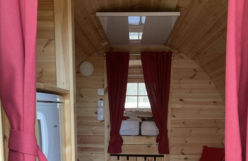 Obergunzburg House | The somewhat different holiday apartment including a view of the Alps with all amenities