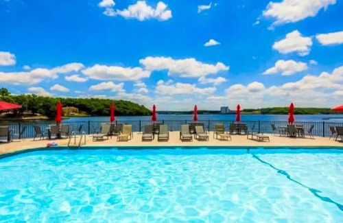 Village of Four Seasons Apartment | The Southwood Splash