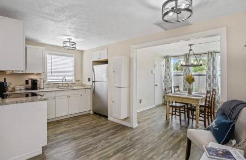 Orange Lake Village House | The Spanish Beach Home only 10mins from the beach!