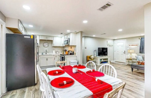 Pensacola Heights House | The Speakeasy on Chicago!n