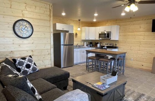 Stanardsville House | The Speckled Owl Cabin