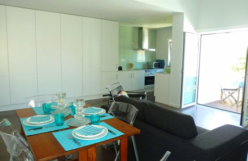 Baiona House | 'The spot' at Odeceixe village, 2 rooms, with terrace, ideal for 5