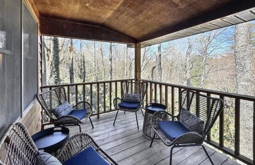 Highlands House | The Spotted Owl