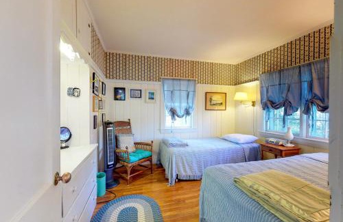 Harwich Port House | The Spray