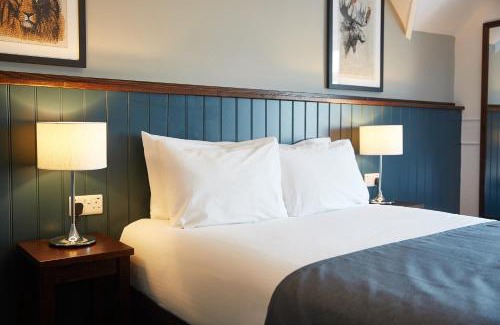 Boscombe Hotel | The Spyglass & Kettle by Greene King Inns