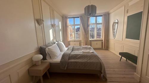 Copenhagen City Centre Apartment | The Square - Carolinas Apartments