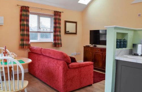 Malvern House | The Squirrels